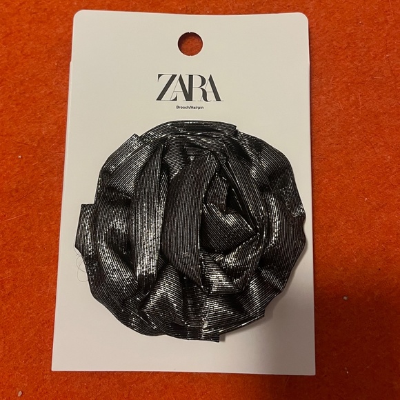 Zara silver black silk blend floral brooch NWT - Picture 3 of 6